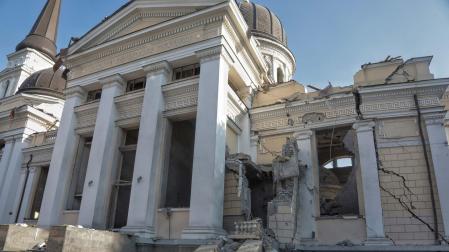 Un misil ha causado importantes daños en la catedral de la Transfiguración de Odesa