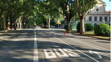 Pamplona habilita cuatro paradas más para autobuses turísticos