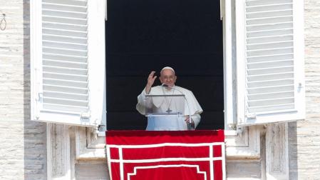 El Papa Francisco, este domingo 30 de julio en la celebración del rezo del Ángelus en la Plaza de San Pedro