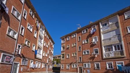 Edificios de la plaza San José de Estella que afrontará el primer PIG de la ciudad