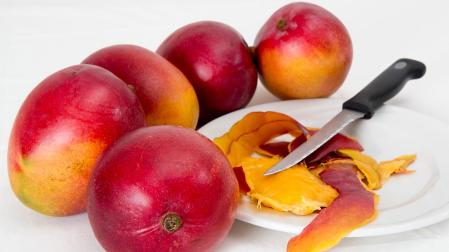 Varias piezas de mango
