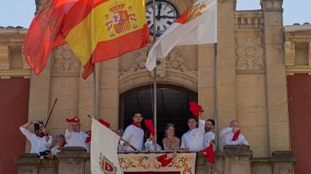 Fotos de la Pañuelada masculina de las fiestas de Estella./Montxo A.G.
