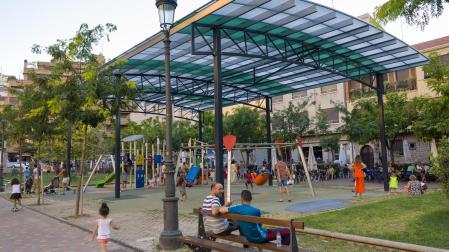 La cubierta situada en el parque infantil del paseo de Invierno