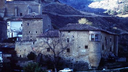 Este palacio conserva su primitiva fábrica medieval
