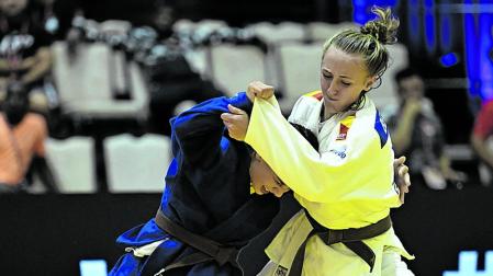 Marta Beorlegui (blanco), en el Mundial de 2022
