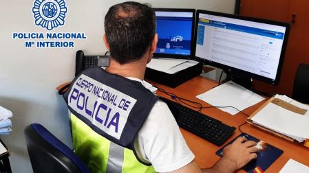 Detenido por sustraer fotos íntimas a una amiga de su teléfono móvil y compartirlas