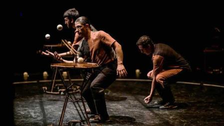 Dentro del ciclo de actividades de arte, tecnología y energías renovables ‘Atardecer Pamplona’, este viernes se representa la obra ‘Kobr3'