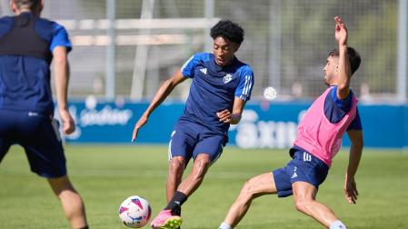 Mojica, una de las incorporaciones de este año, llevará el dorsal 22