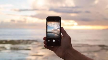 Los smartphones están expuestos a altas temperaturas durante el verano por usos como la fotografía