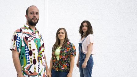 El grupo Topangas ofrece este lunes su concierto ‘¡Te lo digo en serie… y más!' en la plaza San José de Pamplona