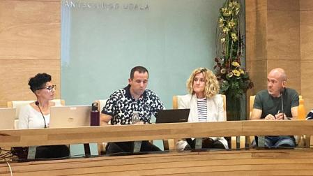 Marta Díez, Aritz Ayesa, Silvia Miranda y Jon Garai, ediles de EH Bildu