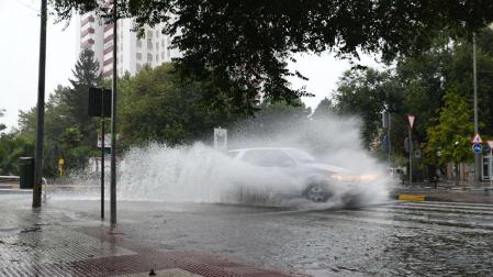 Jornada de lluvia y tormentas en Pamplona