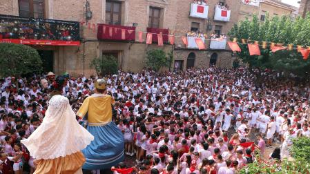 Fotos del cohete de fiestas de Cintruénigo./