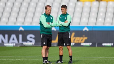 Jagoba Arrasate y Bittor Alkiza charlan en la previa del Brujas-Osasuna