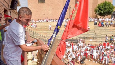 Fotos del inicio de las fiestas de Cárcar