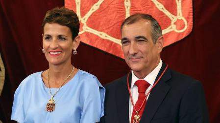 María Chivite y Óscar Chivite, durante la toma de posesión de los nuevos consejeros del Gobierno de Navarra el pasado 18 de agosto