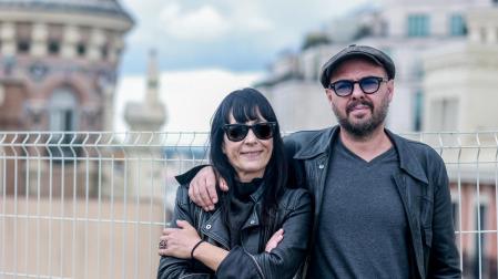 Los cantantes de 'El Columpio Asesino' Cristina Martínez y Álbaro Arizaleta.