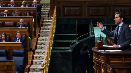 El vicesecretario de Cultura y Sociedad Abierta del Partido Popular y diputado, Borja Sémper, interviene durante la sesión plenaria en la que se aprobó el uso de las lenguas cooficiales en el Congreso de los Diputados en la que habló parte en euskera