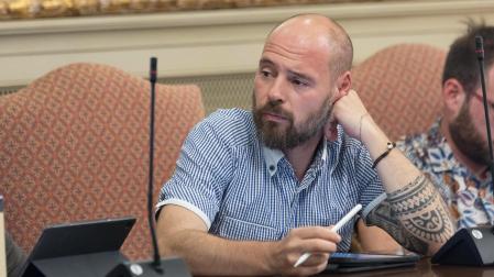 Marius Gutiérrez, durante un pleno en el Ayuntamiento de Tudela