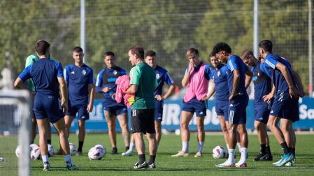 Jagoba Arrasate durante el entrenamiento de Osasuna en Tajonar esta semana