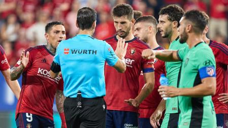 David García pide explicaciones a Martínez Munuera tras la anulación del gol del empate de Osasuna