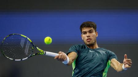 Alcaraz, en su partido ante Sinner en el Abierto de China