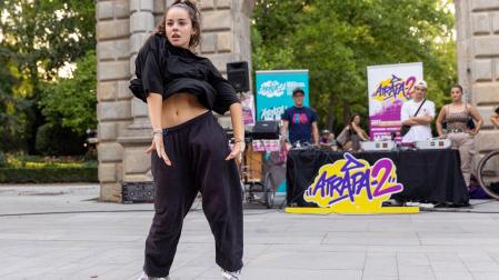 Actuaciones del festival de arte y cultura urbana Atrapa-2 en el Bosquecillo