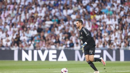 Sergio Herrera of CA Osasuna in action during the spanish league, La Liga EA Sports, football match played between Real Madrid and CA Osasuna at Santiago Bernabeu stadium on October 7, 2023, in Madrid, Spain.
Oscar J. Barroso / Afp7
07/10/2023 ONLY FOR USE IN SPAIN