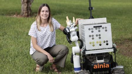 La responsable del proyecto Foodcollect, Gabriele Kubiliute, junto a Ramonet