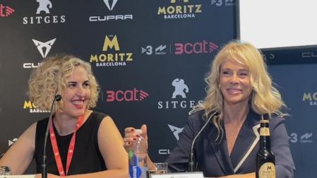 La directora Carlota Pereda y la actriz Belén Rueda, en la presentación de 'La ermita' en el Festival de Sitges