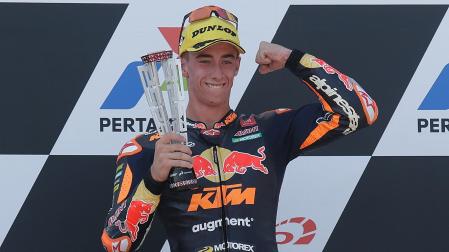 Pedro Acosta, tras su victoria