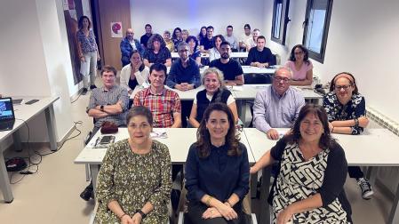 Representantes municipales y de Aezmna y el Consorcio que asistieron a la reunión de trabajo