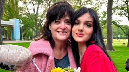 Judith Tai Raanan y su hija, Natalie Shoshana Raanan