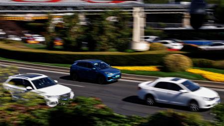 Vehículos eléctricos por las calles de Beijing