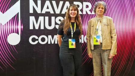 Carmen Páez, directora de Industrias Culturales del Ministerio de Cultura y Deporte (izda) junto a la consejera Rebeca Esnaola