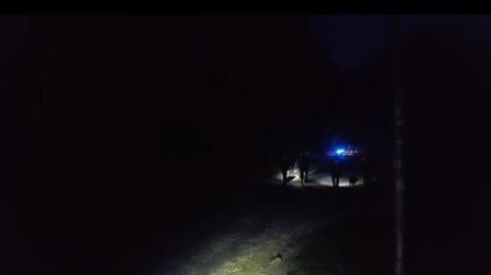 Auxilian a una pareja francesa que se había atascado con el coche en una pista en la zona de Urdax