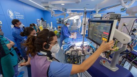 Realización de la técnica de ablación por campo pulsado para el tratamiento de la fibrilación auricular en la sede de la Clínica Universidad de Navarra en Pamplona