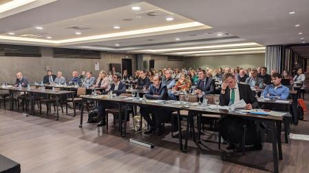 Asistentes a la primera jornada laboralista organizada por el Colegio Oficial de Graduados Sociales