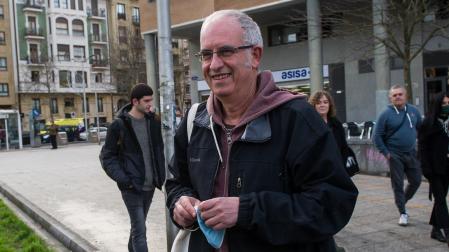El ex jefe de ETA ‘Mikel Antza' (c) a su llegada a declarar en la investigación del asesinato de Gregorio Ordóñez, el pasado 21 de diciembre de 2021, en San Sebastián