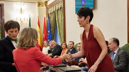 17 de junio de 2023. Elma Saiz toma posesión como concejala del Ayuntamiento de Pamplona.