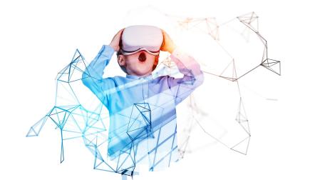 Un niño experimenta con unas gafas de realidad virtual