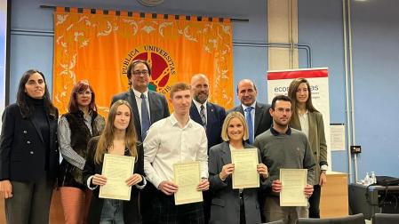 Finalistas y jurado del VI Premio del Colegio de Economistas
