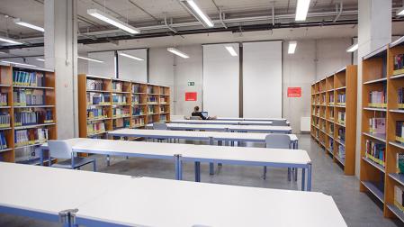 Biblioteca del campus de Arrosadia de la UPNA