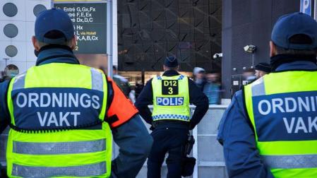Agentes de policía suecos