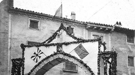 Arco de los Luises.