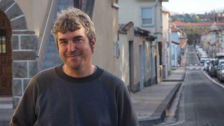 Fertxu Izquierdo Iruñeko Txantrea auzoan ateratako argazkian