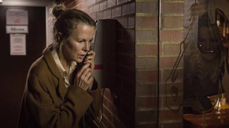 Kim Basinger, en la película The 11th Hour