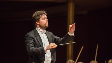 Juraj Valcuha dirige hoy el concierto de Euskadiko Orkestra en Baluarte.