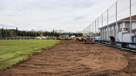 Aspecto del campo H2 en la mañana de este martes, 12 de diciembre, con el inicio de las obras./