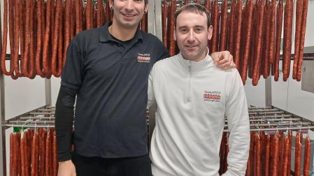 Haritz Arrieta e Íñigo Olleta, la cuarta generación de embutidos Arrieta.